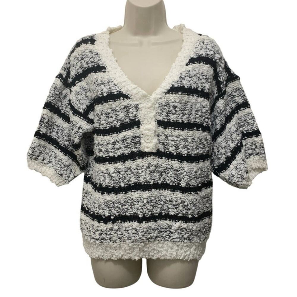 Vintage Shenanigans Bouclé Popcorn Knit Striped Henley Sweater Short Sleeve S